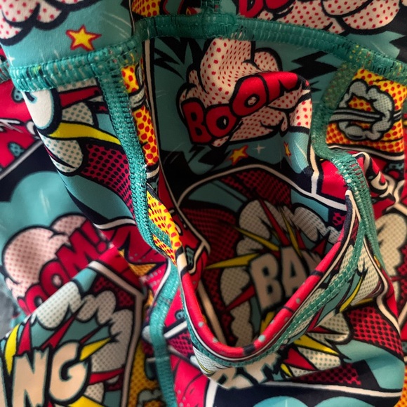 Colorful‎ Comic Print Leggings medium - Picture 9 of 9